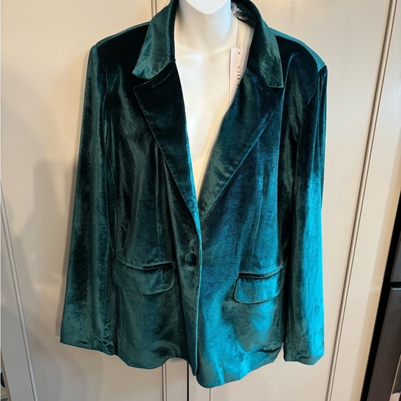 Gilli Jackets & Blazers - NWT Gilli green sports jacket St Patties day!